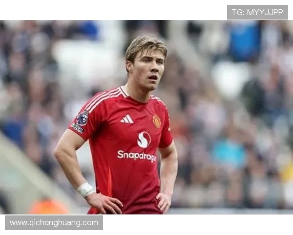 霍伊伦转身破门制胜意甲强强对话那不勒斯两球完胜米兰